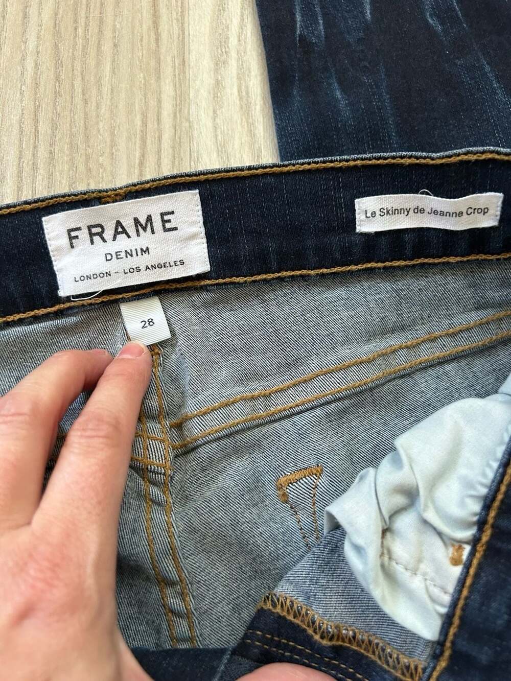 FRAME Le Skinny de Jeanne Crop Raw Hem Distressed Jeans Size 28 - Picture 2 of 8